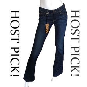 HOST PICK! NWT!  VR Mid Rise  Boot Cut Jeans